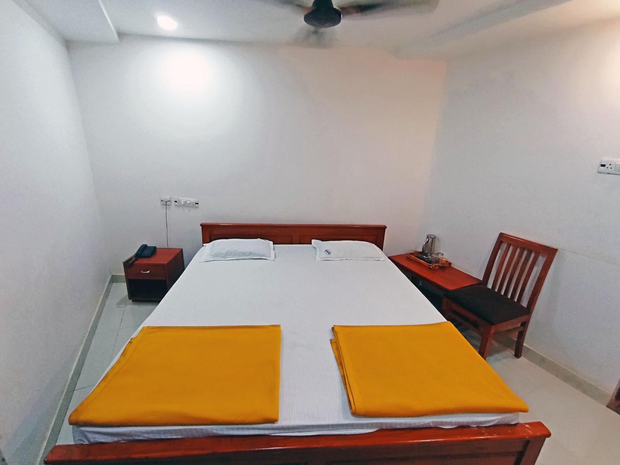 Staymaker Shri Shakti Residency Hubli Bagian luar foto