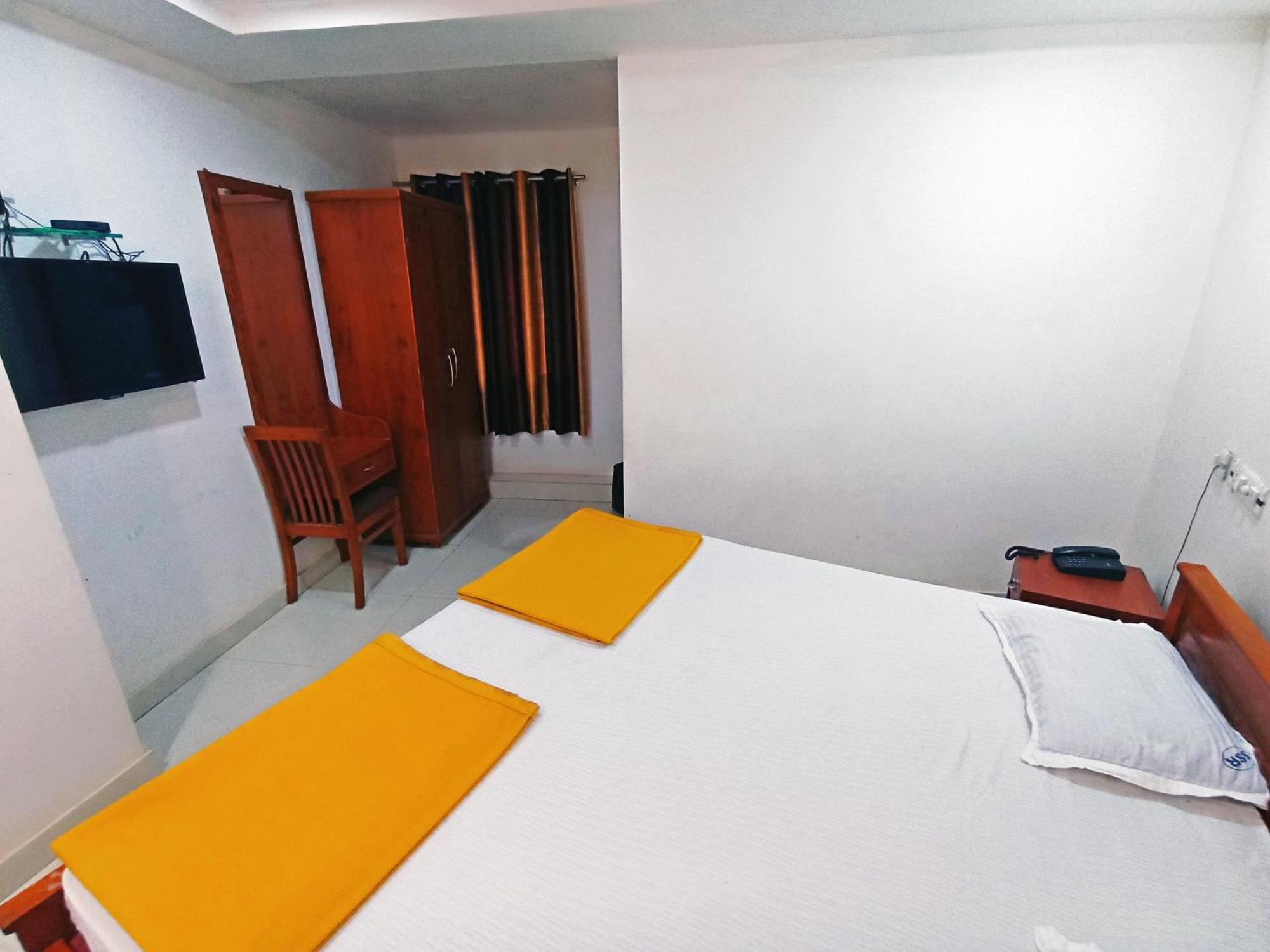 Staymaker Shri Shakti Residency Hubli Bagian luar foto